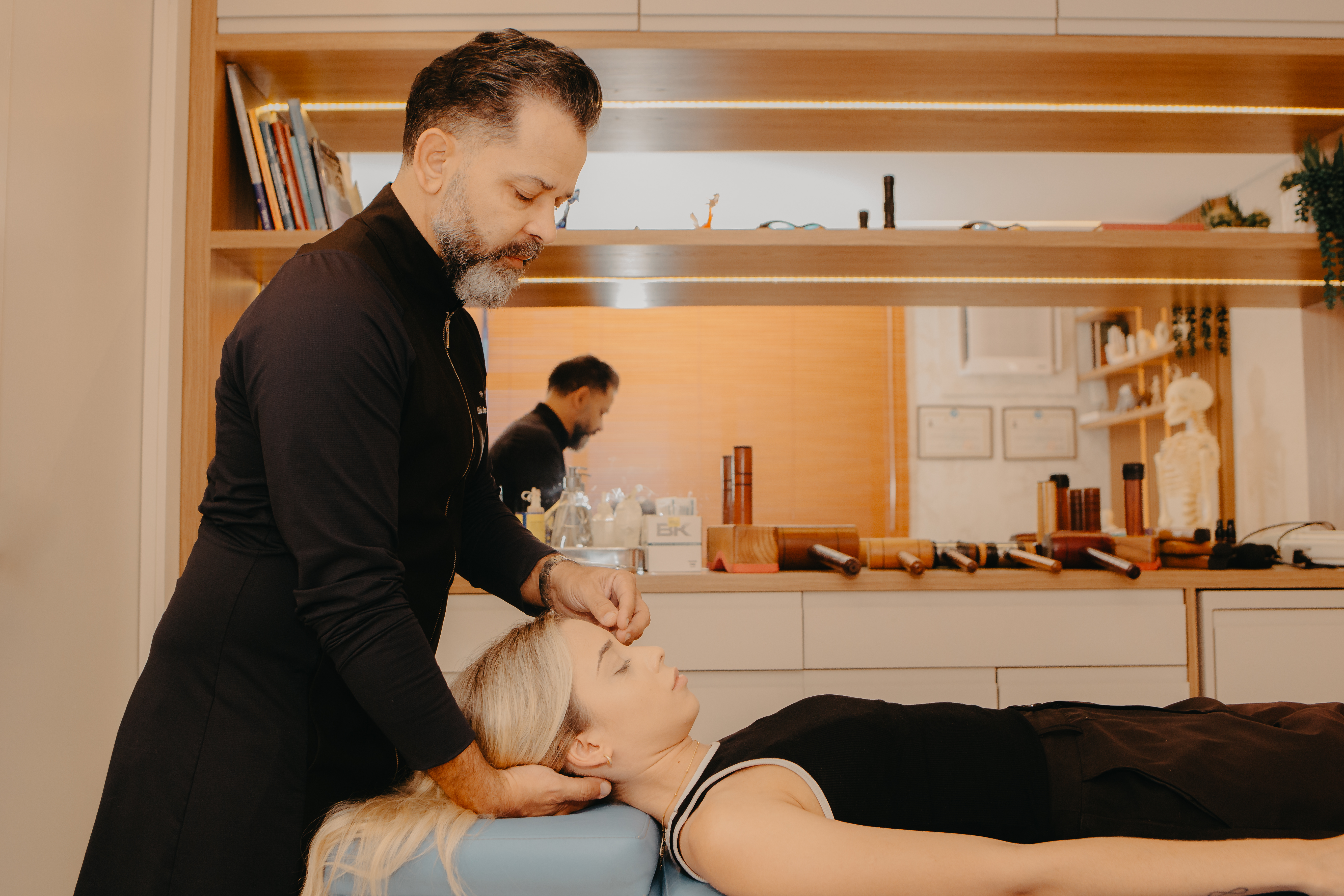 F&aacute;bio Pense realizando Fractal Cranial